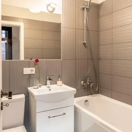 Charming Old Town Apartment Riga