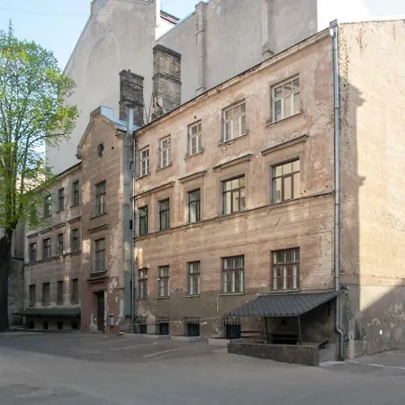 Charming Old Town Apartament